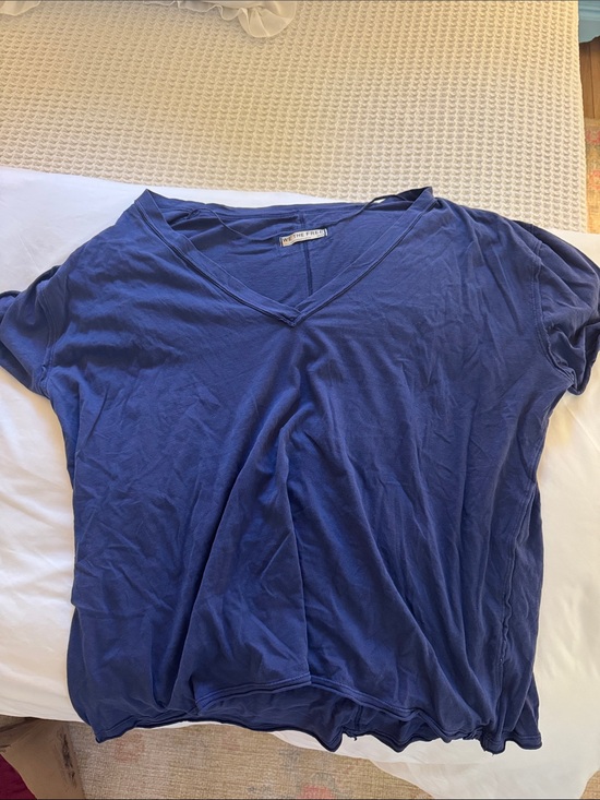 Free People Tops - Free People V-Neck Short Sleeve Tee in Deep Blue